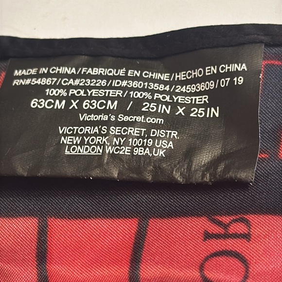 VICTORIA SECRET SCARF 25X25 INCHES ONLY 2 Available ONE COLOR .. BLACK & RED - Picture 2 of 3